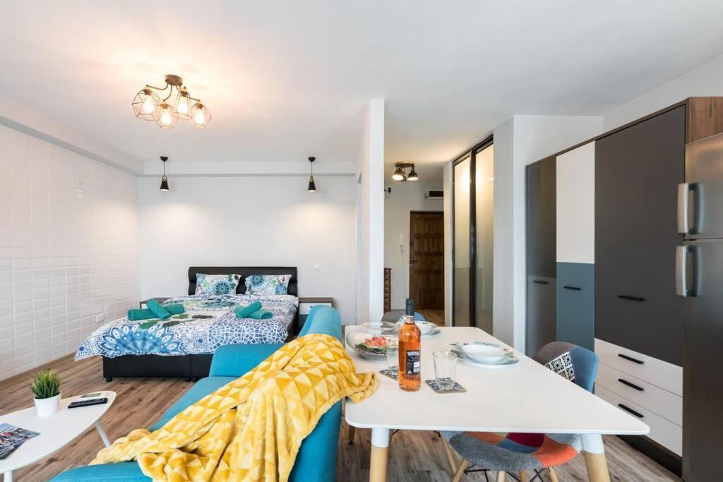New Era Studio Near Old Town Bucarest Extérieur photo