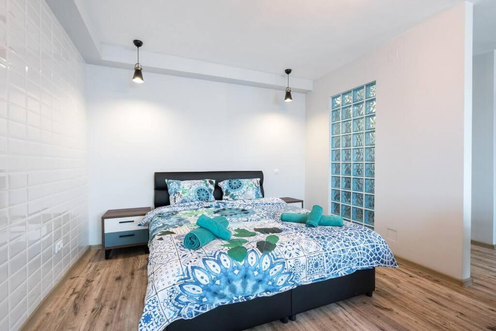New Era Studio Near Old Town Bucarest Extérieur photo